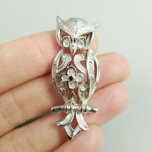 Vintage Crown Trifari Owl Bird Brooch, Signed Lapel Pin, Retro Estate